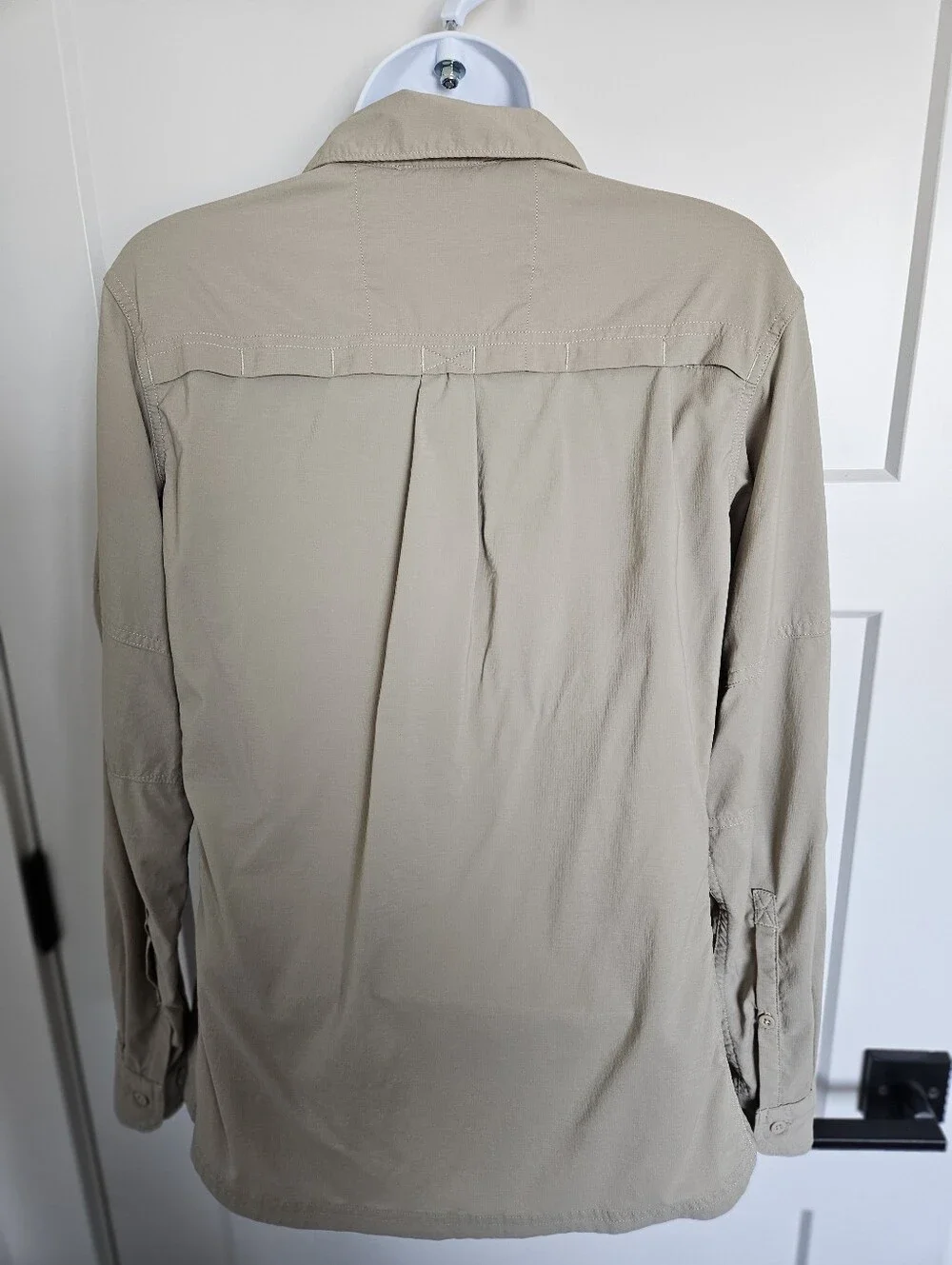 REI Light Khaki Button-Front Long Sleeve Shirt MEDIUM - Picture 7 of 12